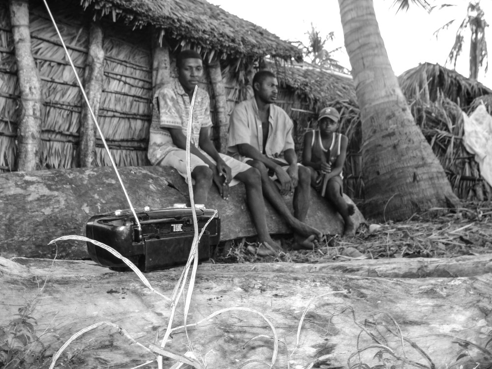 children, madagascar, tsarabanjina, africa, black and white, photography, samir dave, samir, dave, kenya, nairobi